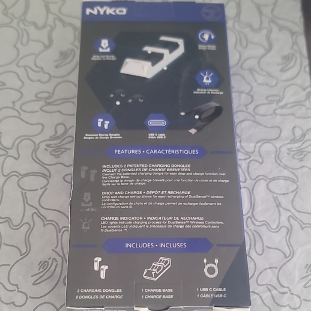 White & Black Charge Base for PlayStation 5